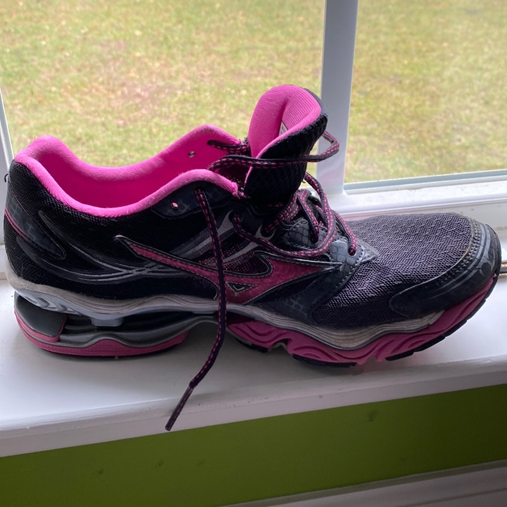 Mizuno Wave Creation 14 running shoes